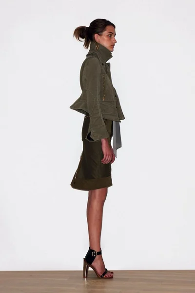 Look 5